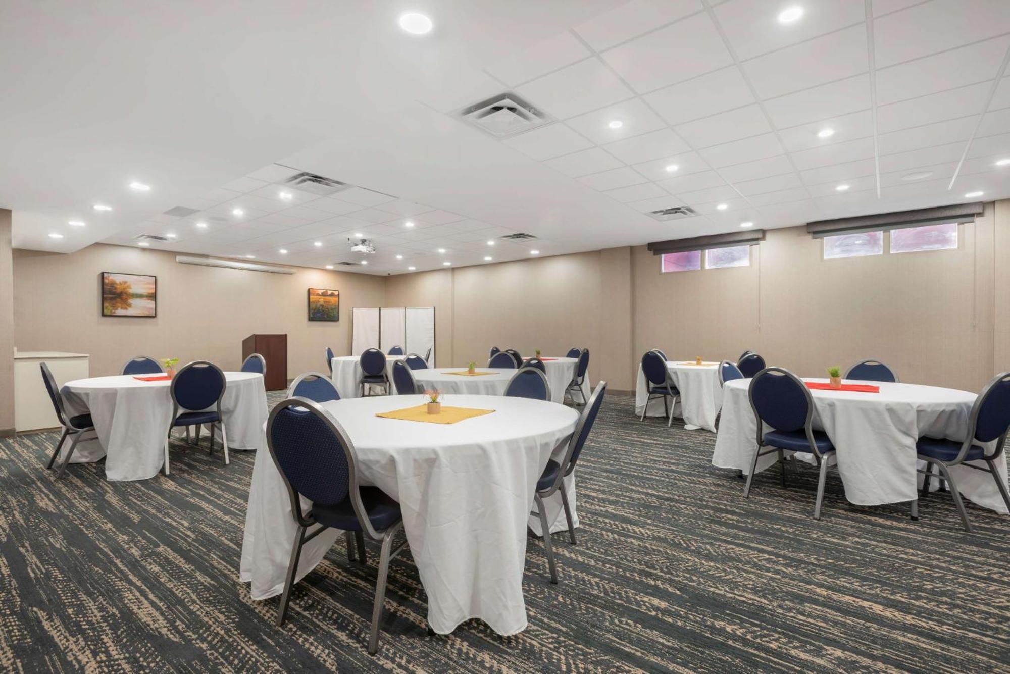 Best Western Premier Executive Residency Medicine Hat Buitenkant foto