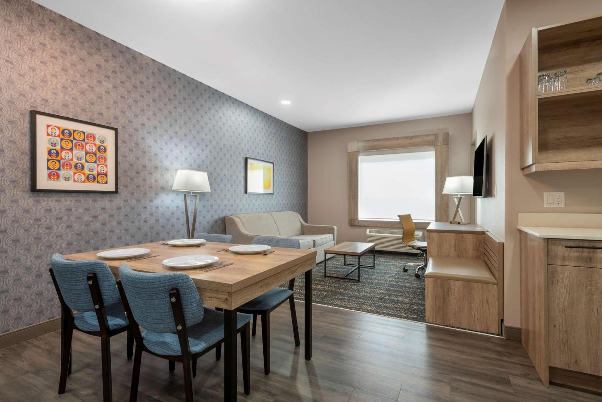 Best Western Premier Executive Residency Medicine Hat Buitenkant foto