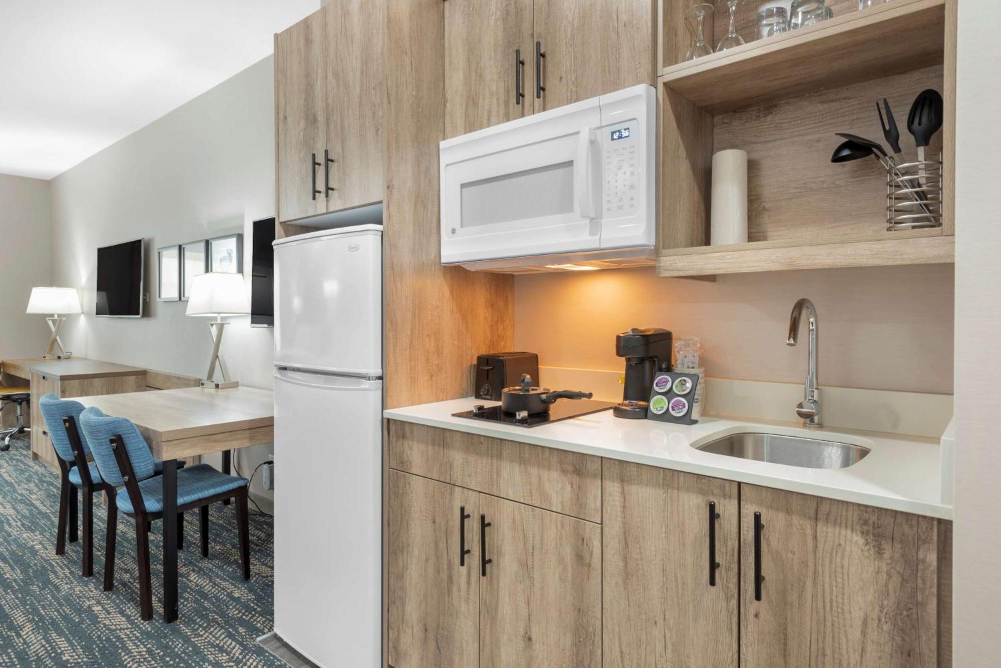 Best Western Premier Executive Residency Medicine Hat Buitenkant foto